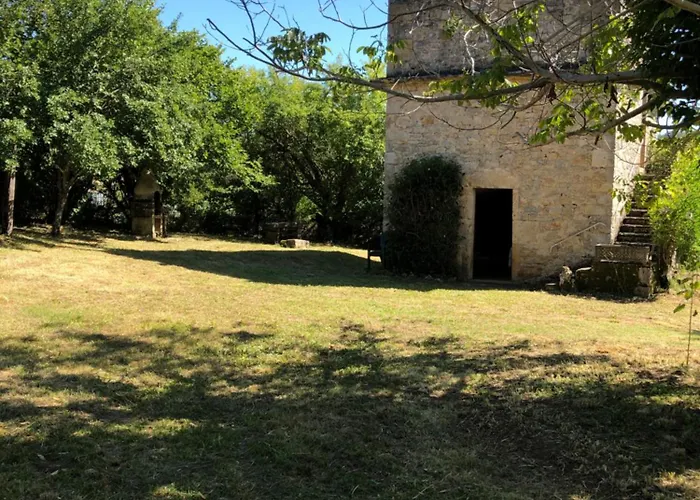 Vieux Pigeonnier Semesterbostad Tour-de-Faure